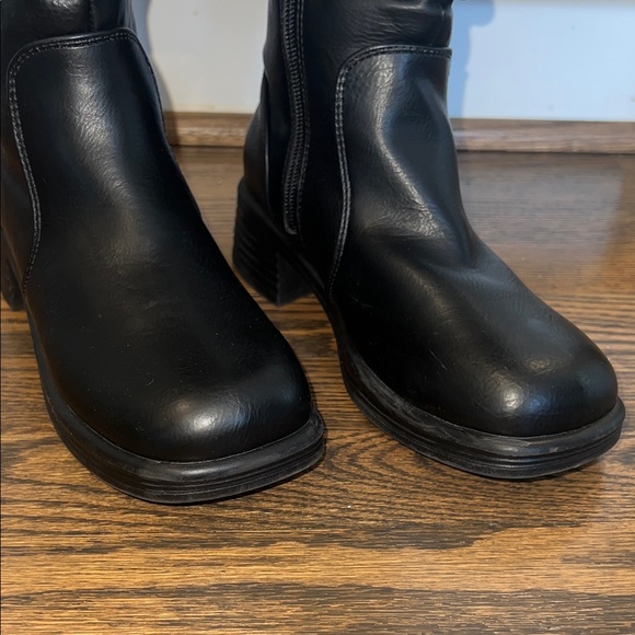 STEVE MADDEN Kids Fortune Fashion Black Boots - Kids Size 3 - Picture 3 of 7